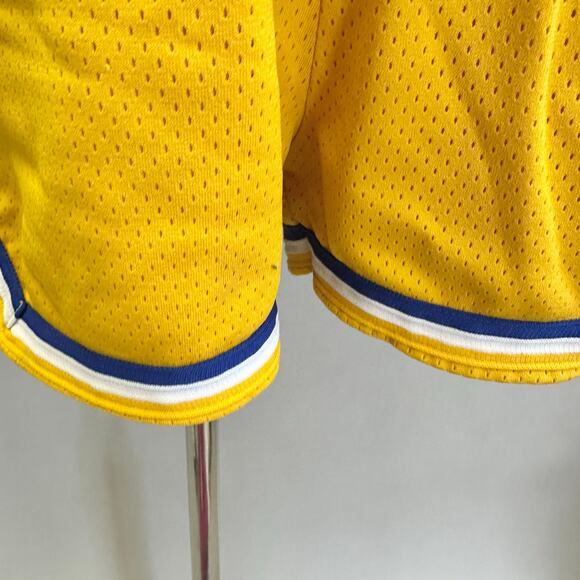 Vintage 70s varsity style mesh basketball gym shorts yellow nylon Size Medium - Picture 6 of 16